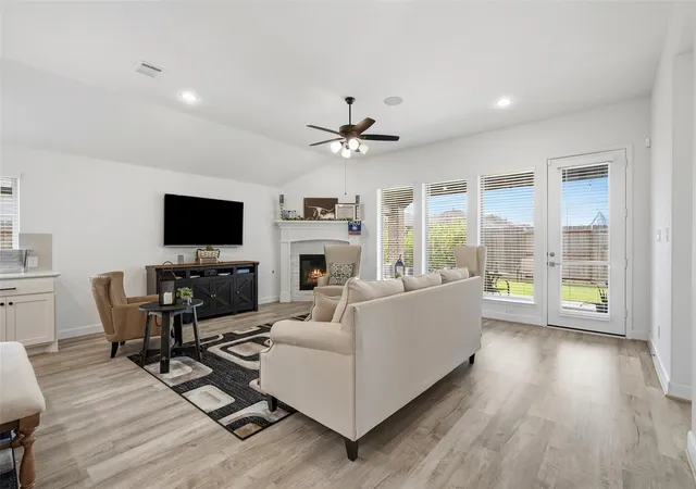 Photo 4 of Single family home for sale at 2854 Acacia Grv Dr, Katy, TX 77494 | MLS# 30686234 | Listing updated on 2026-07-31