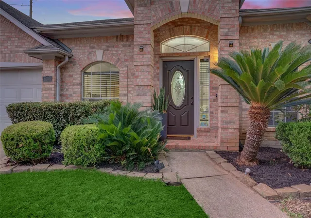 3rd image of 4606 Blue Rose Cir, Missouri City, TX 77459 | MLS# 14945340