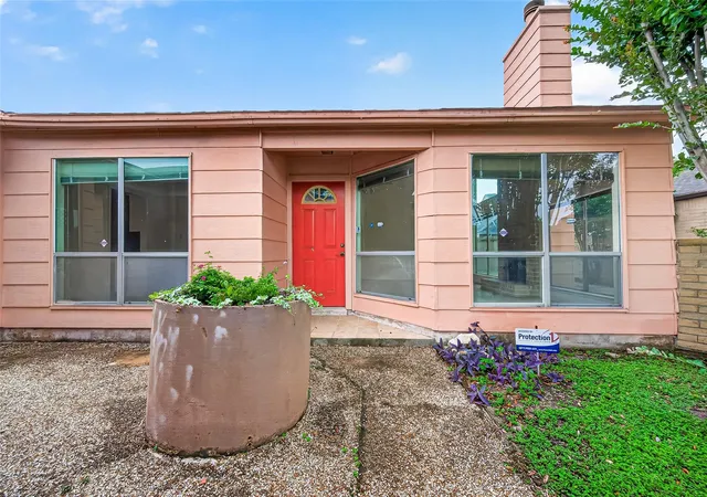 4th image of 12510 Sungate Ln, Houston, TX 77071 | MLS# 18679501