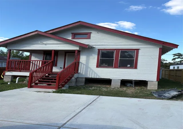 1st image of 7807 Queen St, Houston, TX 77028 | MLS# 86744320