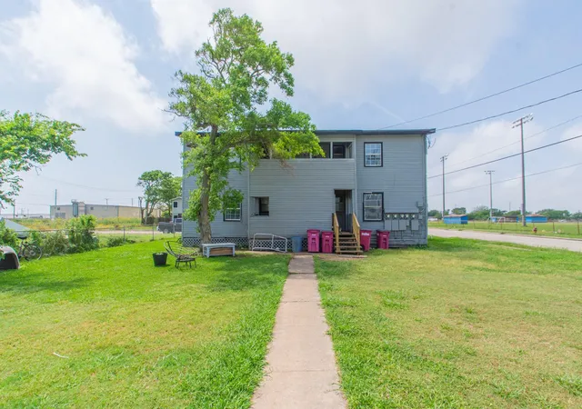 Homes for sale in Freeport, TX | 126 W 6th St, Freeport, TX 77541 | MLS# 92343891