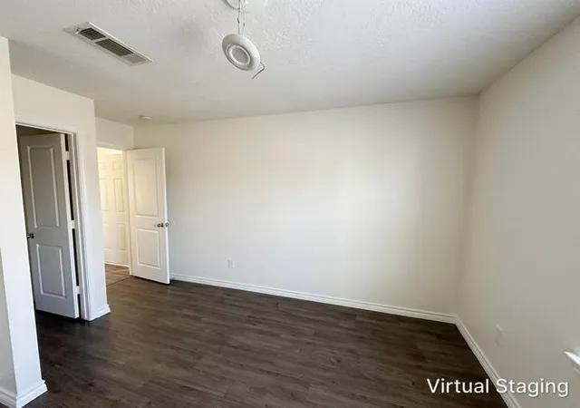 5th image of 4118 Brinkley St, Houston, TX 77051