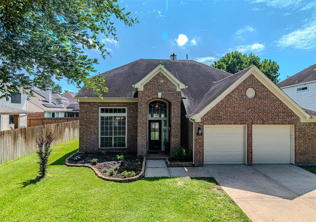 2nd image of 16210 Broken Timber Cir, Houston, TX 77095 | MLS# 14284296