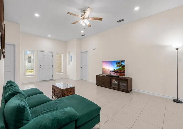 4th image of 2206 Durazno Ct, Laredo, TX 78046 | MLS# 11296188
