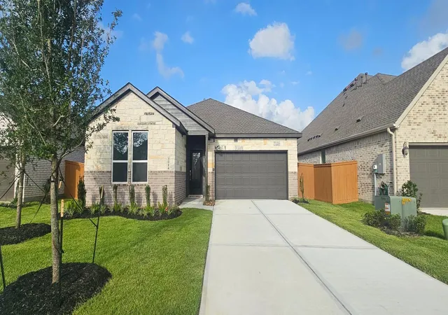 1st image of 13120 Pinnacle Beach Dr, Texas City, TX 77568 | MLS# 86199205