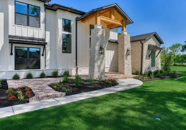 Photo 3 of Single family home for sale at 2509 Old Ranch Rd, Montgomery, TX 77316 | MLS# 46319312 | Listing updated on 2026-09-14