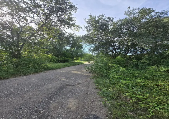 1st image of 0000 Jewett, Victoria, TX 77905 | MLS# 47300006