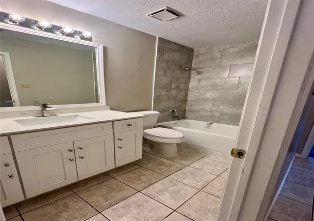 Photo 2 of Single family home for sale at 12027 Kleinmeadow Dr, Houston, TX 77066 | MLS# 57809777 | Listing updated on 2026-09-06