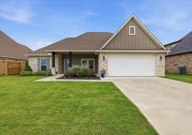 Homes for sale in Beaumont, TX | 9210 Bell Flower St, Beaumont, TX 77713 | MLS# 45064408