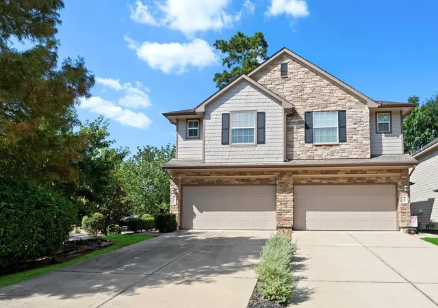 Photo 2 of Townhouse for sale at 46 Whitekirk Pl, Magnolia, TX 77354 | MLS# 77670609 | Listing updated on 2026-08-30