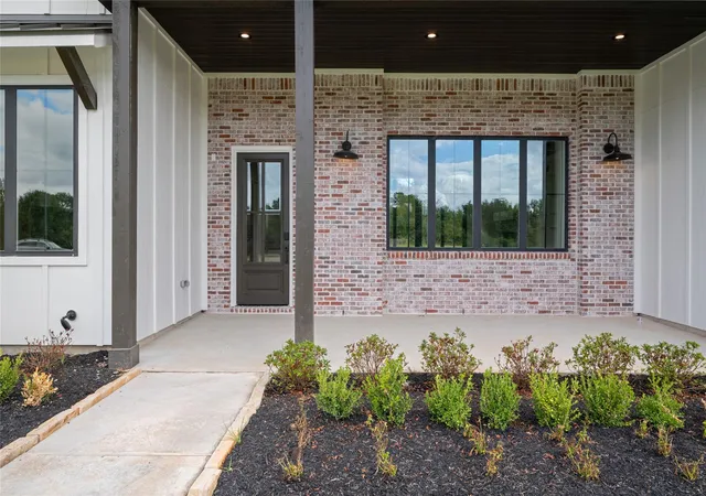 Photo 4 of Sale Pending at 24940 Hopeview Way, Montgomery, TX 77356 | MLS# 4593619 | Listing updated on 2026-10-09