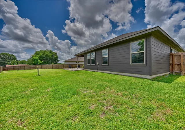 Homes for sale in Brenham, TX | 711 Davy St, Brenham, TX 77833 | MLS# 8338429