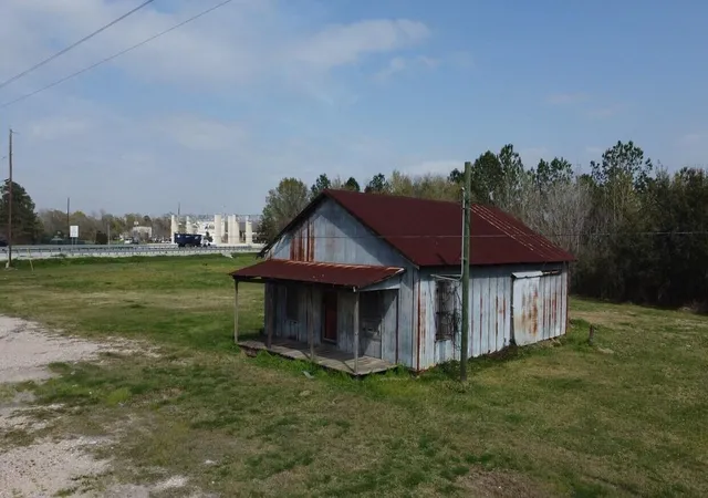 5th image of 2200 Tallant St, Baytown, TX 77520 | MLS# 29309765