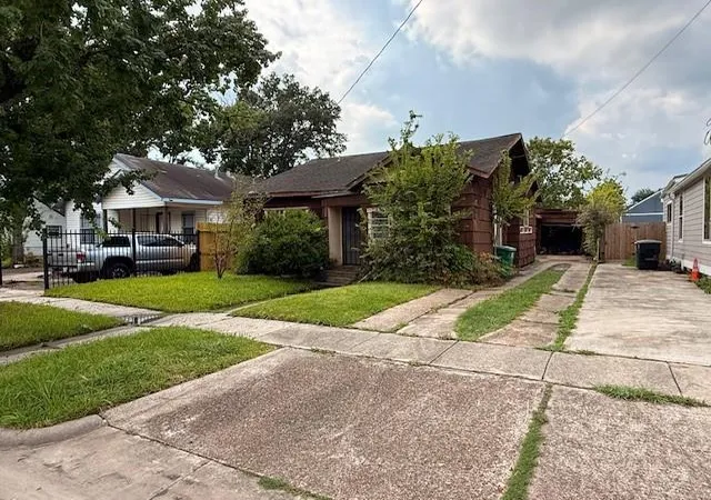 Photo 4 of Single family home for sale at 5136 Leeland St, Houston, TX 77023 | MLS# 19015830 | Listing updated on 2026-08-29