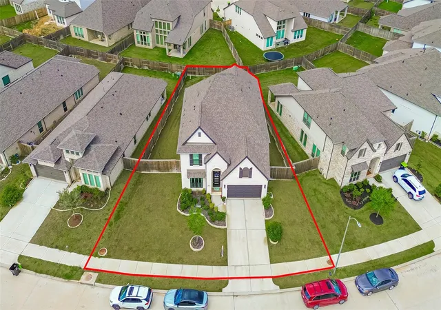 Photo 2 of Single family home for sale at 10706 Alcyone Grv Way, Richmond, TX 77406 | MLS# 97263318 | Listing updated on 2026-09-19