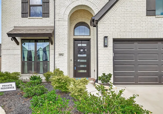 Photo 4 of Single family home for sale at 10706 Alcyone Grv Way, Richmond, TX 77406 | MLS# 97263318 | Listing updated on 2026-09-19