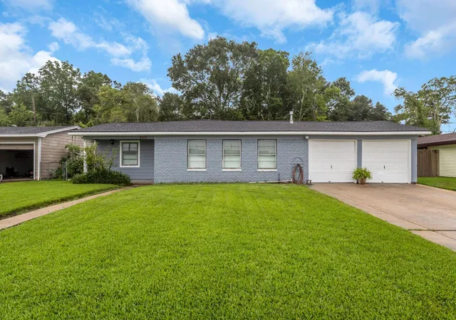Photo 1 of Single family home for sale at 8515 Frazier Dr, Beaumont, TX 77707 | MLS# 47373742 | Listing updated on 2026-06-23