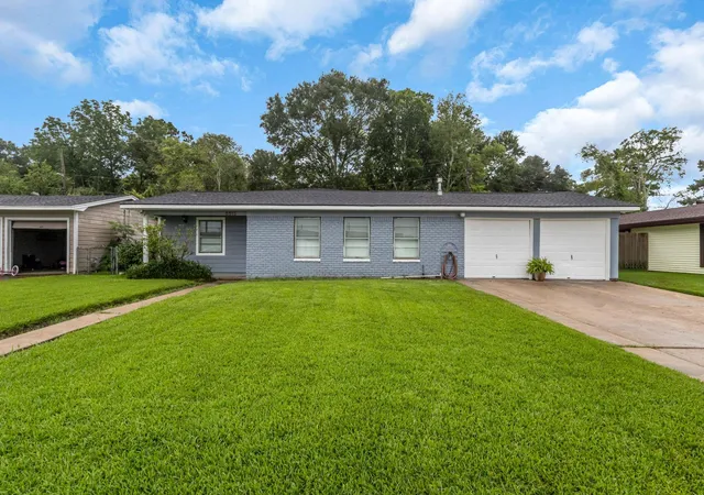 Photo 2 of Single family home for sale at 8515 Frazier Dr, Beaumont, TX 77707 | MLS# 47373742 | Listing updated on 2026-06-23