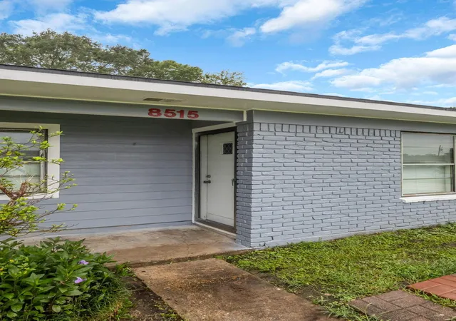 Photo 4 of Single family home for sale at 8515 Frazier Dr, Beaumont, TX 77707 | MLS# 47373742 | Listing updated on 2026-06-23