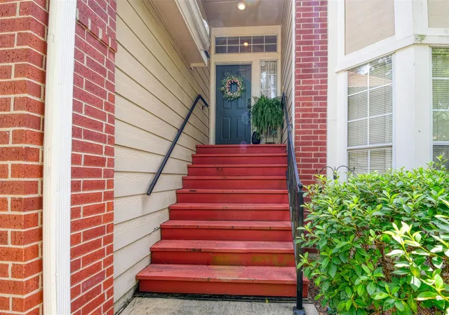 3rd image of 109 Avonlea, The Woodlands, TX 77382 | MLS# 66966963