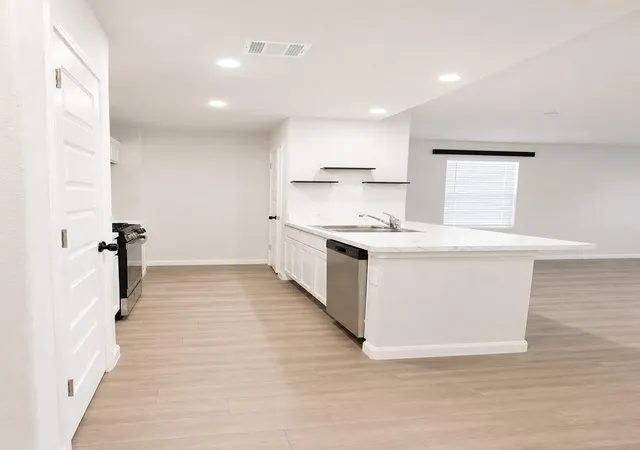 Photo 3 of Single family home for sale at 59 Road 5102, Cleveland, TX 77327 | MLS# 60155821 | Listing updated on 2026-07-03