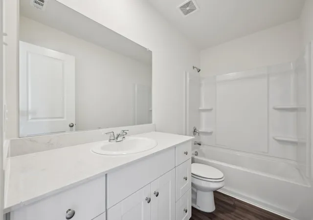 5th image of 2407 Evergreen Falls Dr, Crosby, TX 77532 | MLS# 24585384