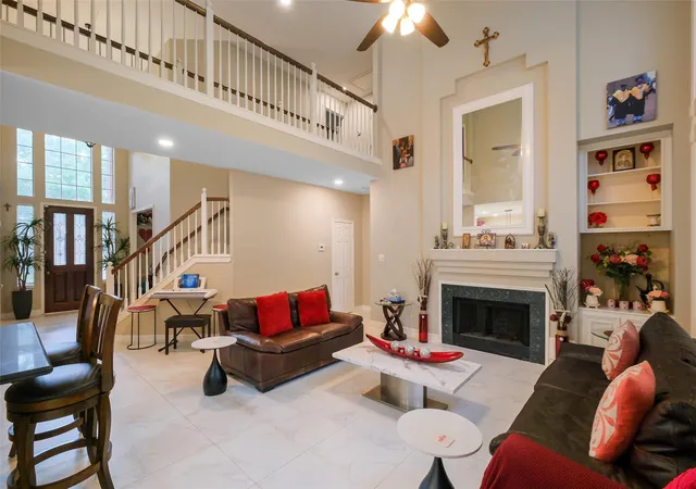 5th image of 12427 Shadycrest Dr, Houston, TX 77082 | MLS# 94360658