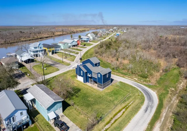 1st image of 324 County Road 257, Matagorda, TX 77457 | MLS# 68338594