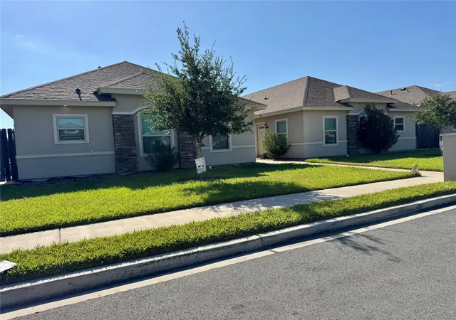 2nd image of 2008 Taft St, Weslaco, TX 78599 | MLS# 67984173