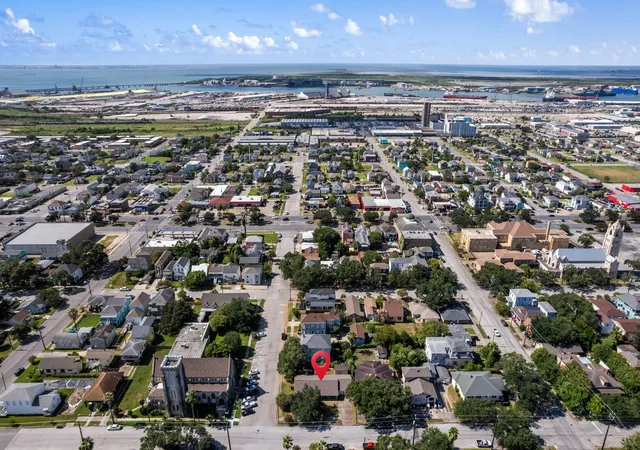 Photo 1 of Single family home for sale at 3528 Ave L, Galveston, TX 77550 | MLS# 91281271 | Listing updated on 2026-09-21