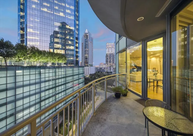 1st image of 1600 Post Oak Blvd #802, Houston, TX 77056 | MLS# 72862301