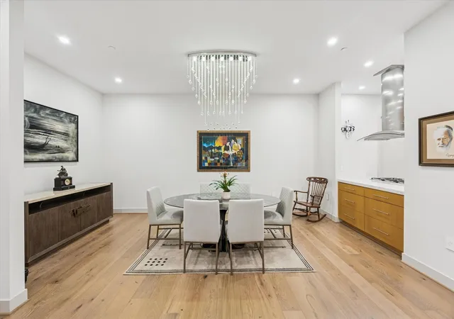4th image of 1600 Post Oak Blvd #802, Houston, TX 77056 | MLS# 72862301