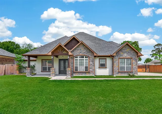 1st image of 122 Whites Lake Estates Dr, Highlands, TX 77562 | MLS# 26948139