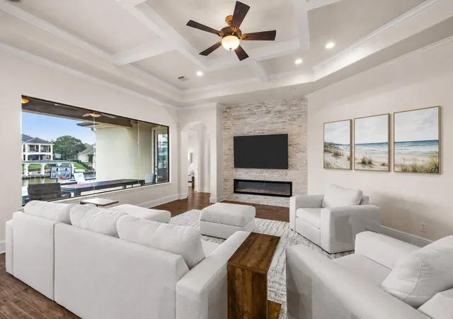 4th image of 3038 S Island Dr, Seabrook, TX 77586 | MLS# 24807277