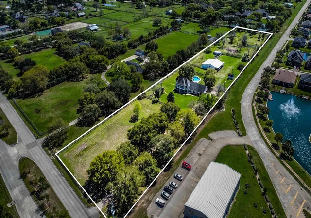 4th image of 17631 Huffmeister Rd, Cypress, TX 77429 | MLS# 19974258