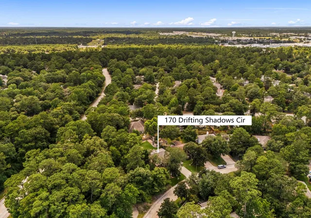 Photo 2 of Single family home for sale at 170 W Drifting Shadows Cir, Conroe, TX 77385 | MLS# 41174374 | Listing updated on 2026-08-03