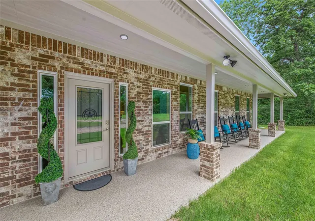 Photo 4 of Single family home for sale at 10250 Dogwood Trl, College Station, TX 77845 | MLS# 73576644 | Listing updated on 2026-07-21