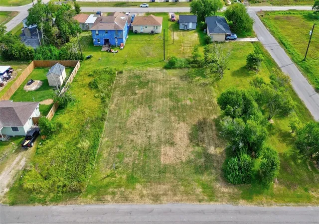 Photo 1 of Land for sale at 512 S Ave G, Freeport, TX 77541 | MLS# 50687858 | Listing updated on 2026-08-28