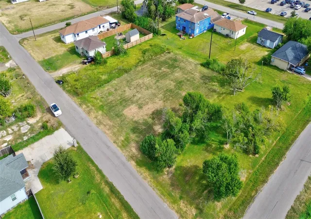 Photo 3 of Land for sale at 512 S Ave G, Freeport, TX 77541 | MLS# 50687858 | Listing updated on 2026-08-28