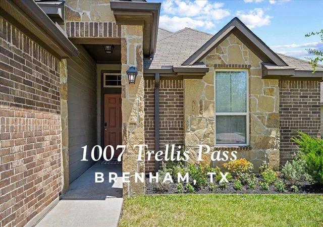 Photo 1 of Single family home for sale at 1007 Trellis Pass, Brenham, TX 77833 | MLS# 61406120 | Listing updated on 2026-08-27