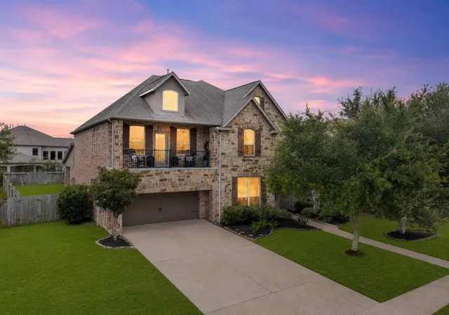 42nd image of 2204 Stillhouse Hollow Ln, Friendswood, TX 77546 | MLS# 90673368