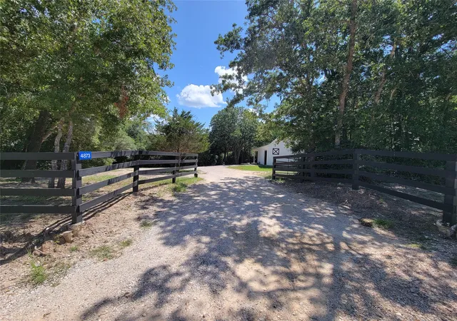 Homes for sale in Round Top, TX | 4937 Wolff Rd, Round Top, TX 78954 | MLS# 28534124
