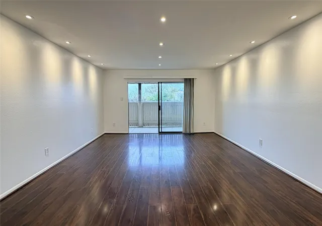 1st image of 8523 Hearth Dr #19-34, Houston, TX 77054 | MLS# 20112229