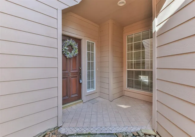5th image of 43 Alderon Woods Pl, Spring, TX 77382 | MLS# 3726420