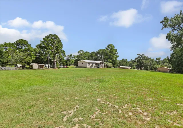 1st image of 16980 Main Dr, Willis, TX 77318 | MLS# 67303236