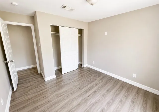 Photo 4 of Single family home for sale at 8127 Richland Dr, Houston, TX 77028 | MLS# 5334183 | Listing updated on 2026-09-22