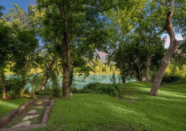 Photo 2 of Sale Pending at 3023 River Forest Dr, Richmond, TX 77406 | MLS# 37995007 | Listing updated on 2026-09-12