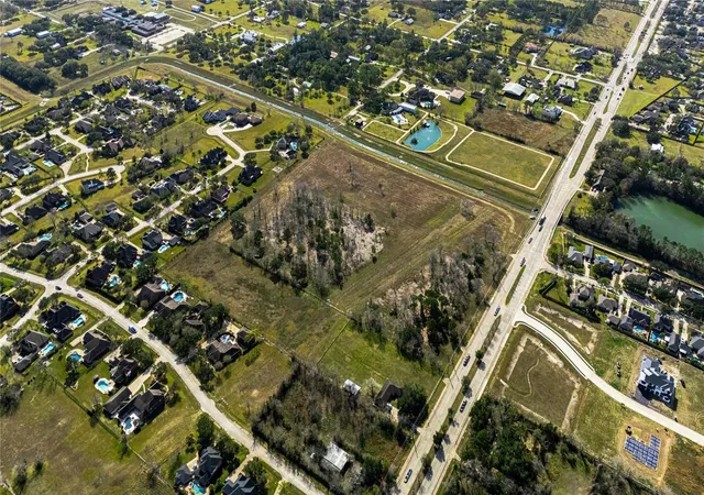 Photo 3 of Land for sale at 000 Dixie Farm Rd, Pearland, TX 77581 | MLS# 37253042 | Listing updated on 2026-04-21