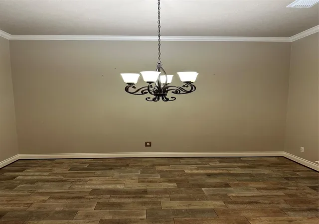 Photo 3 of Single family home for sale at 5202 Valley View Dr, La Porte, TX 77571 | MLS# 96813087 | Listing updated on 2026-09-05