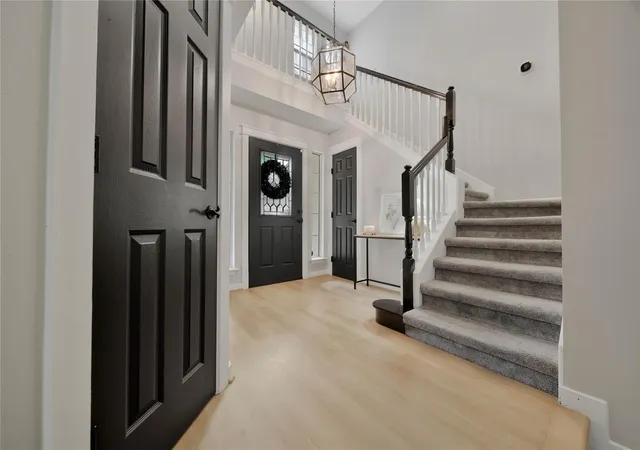 5th image of 34 Wintergreen Trl, The Woodlands, TX 77382 | MLS# 29320279